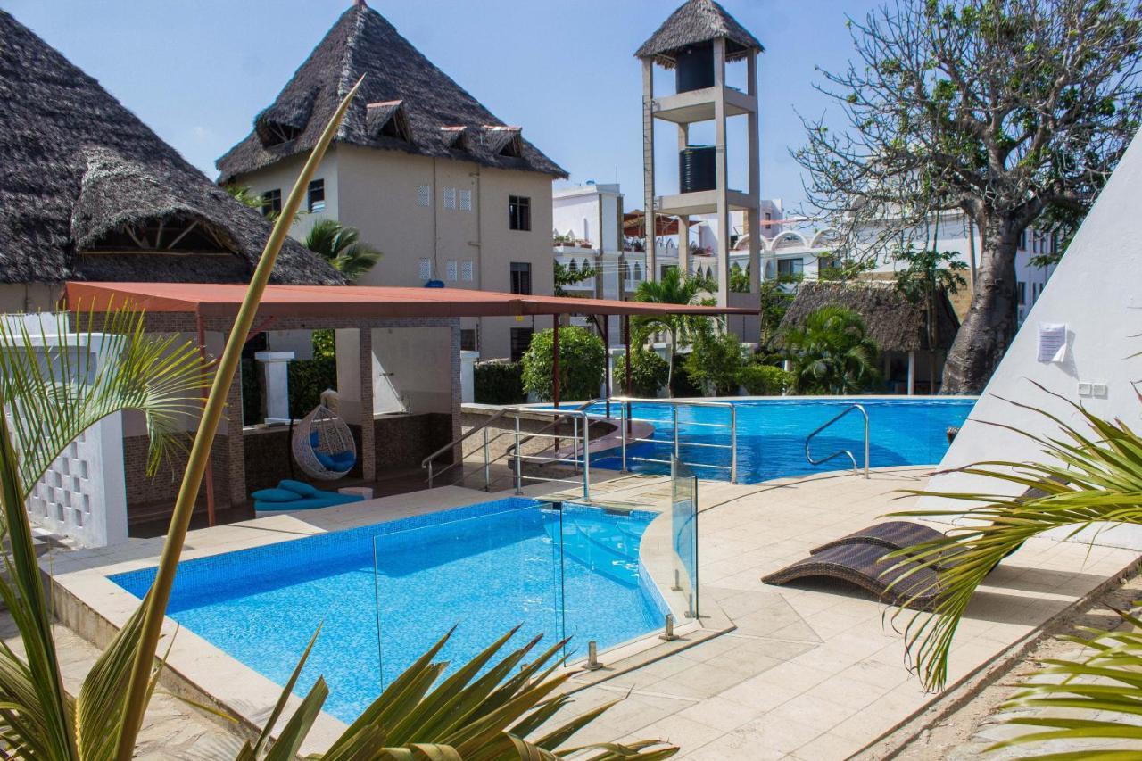 Seaclusion Diani Hotell Diani Beach Exteriör bild